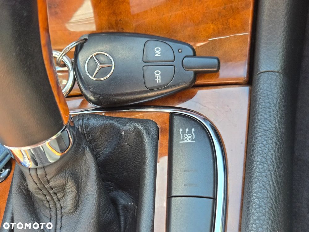 Mercedes-Benz Klasa E 200 Kompressor Automatik Elegance - 17