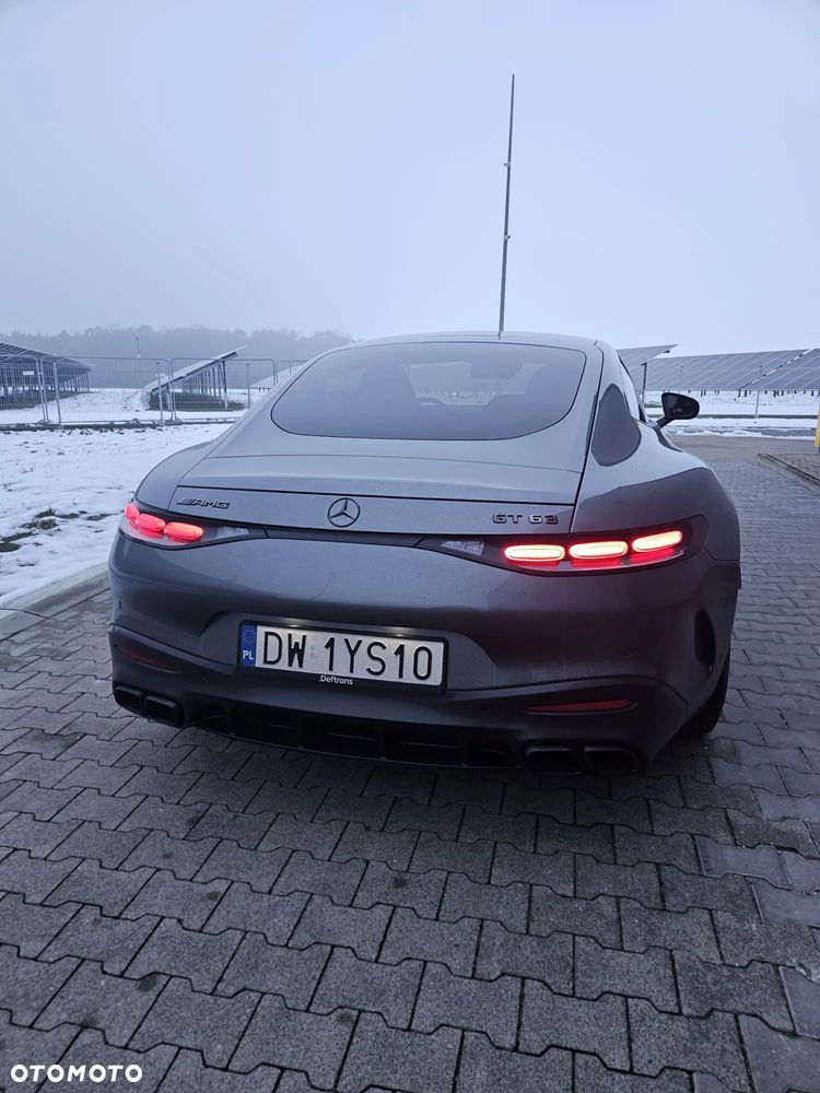 Mercedes-Benz AMG GT 63 4MATIC+ - 9
