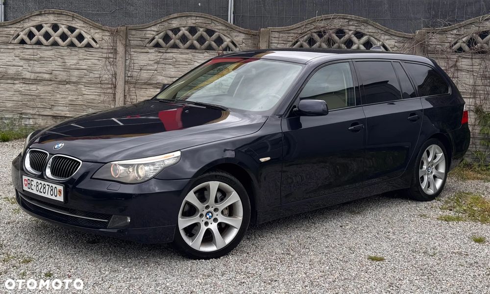 BMW Seria 5 525xi - 2