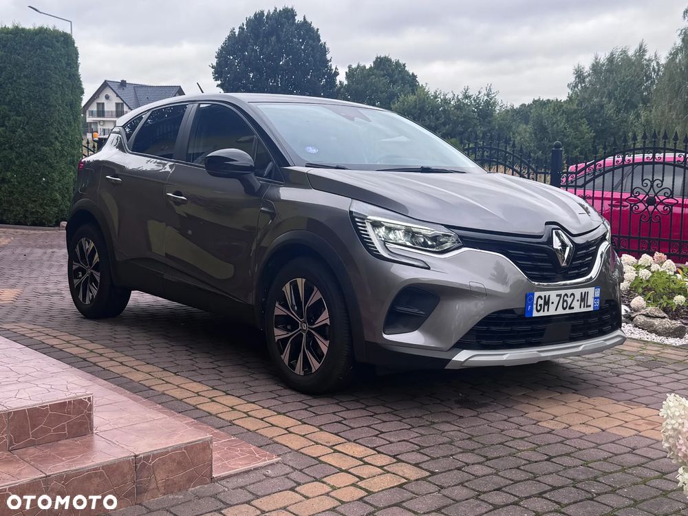 Renault Captur - 1
