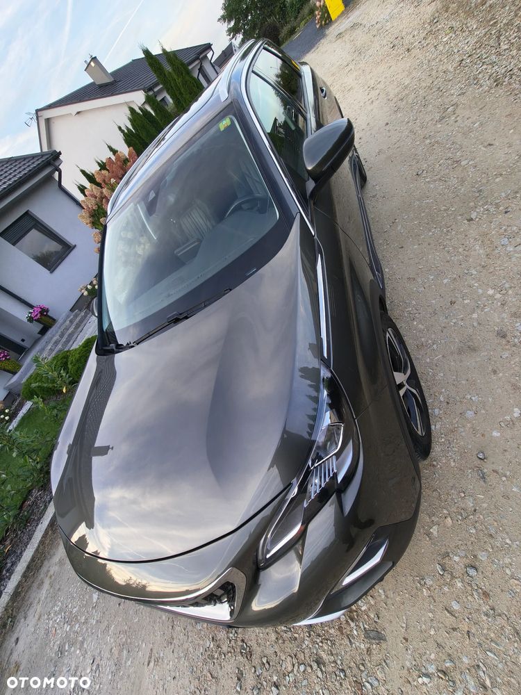 Peugeot 5008 2020 photo 4