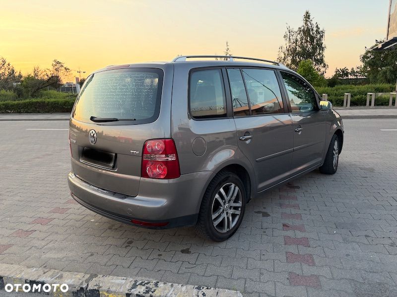 Volkswagen Touran 1.9 TDI Trendline - 6