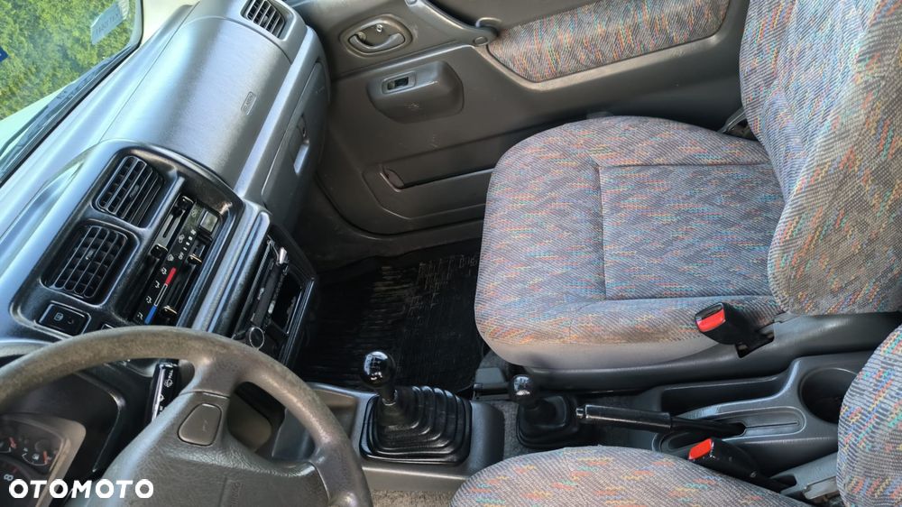 Suzuki Jimny 1.3 JLX - 28