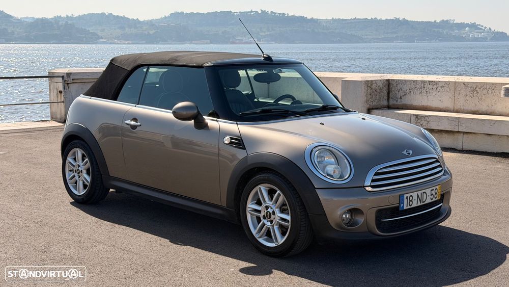 MINI Cabrio - 11