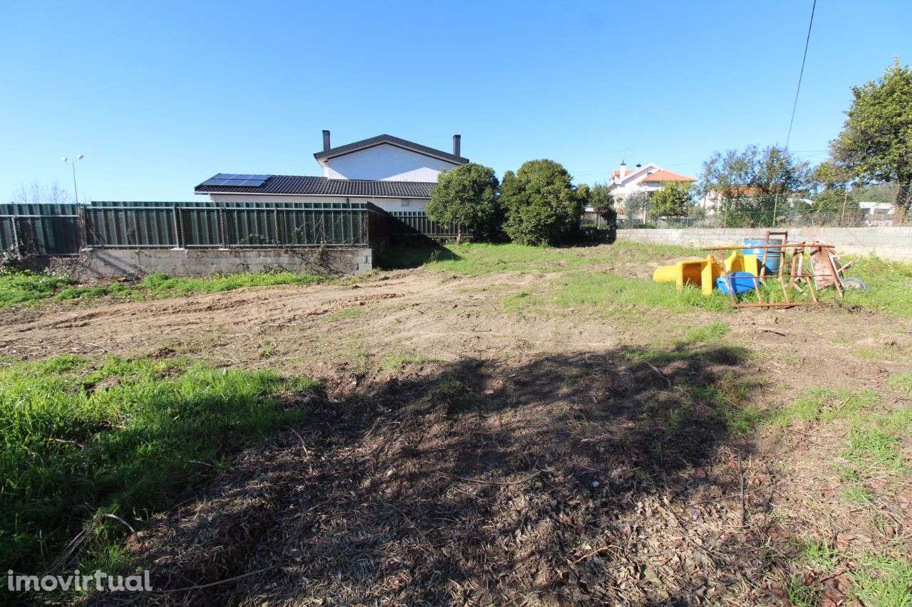 Terreno para Construção a 3,5 km do Centro - Grande imagem: 3/5