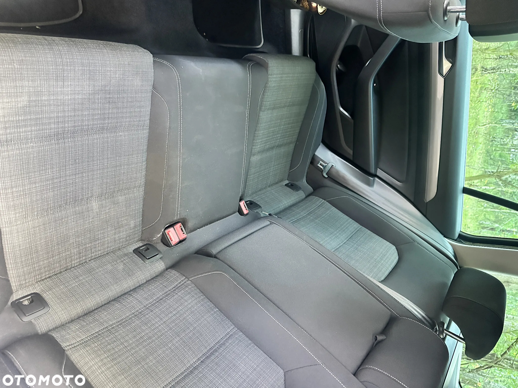 Volkswagen Passat - 8