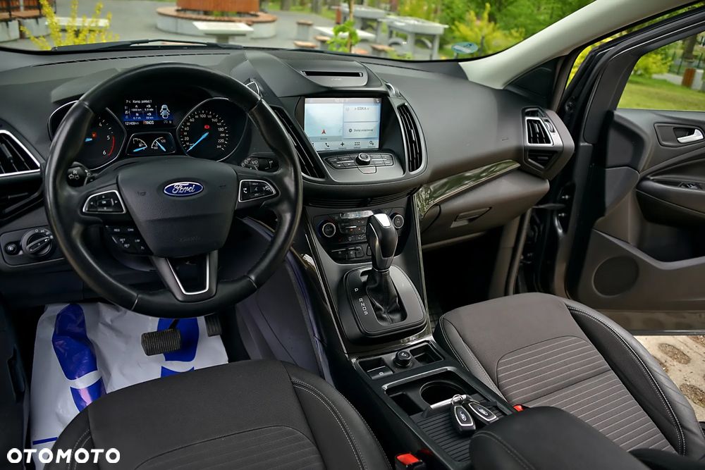 Ford Kuga 2.0 TDCi 4WD Titanium Plus - 37