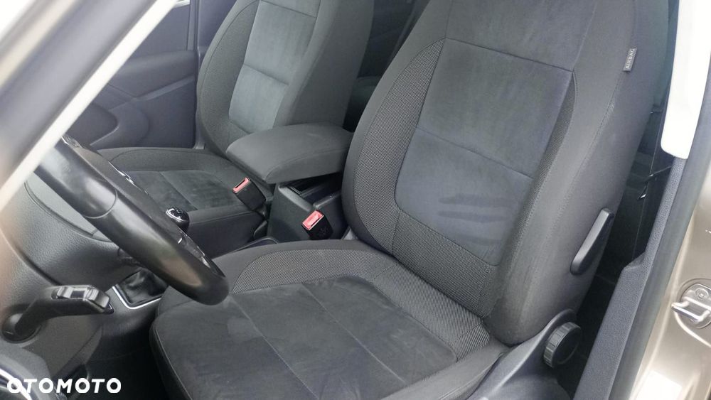 Volkswagen Tiguan 2.0 TDI R-Style - 15