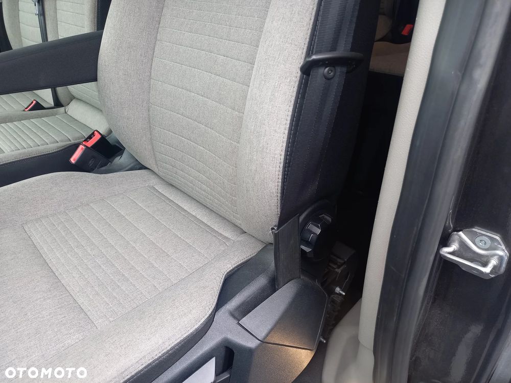 Ford Tourneo Custom 2.0 TDCi L2 Titanium - 35