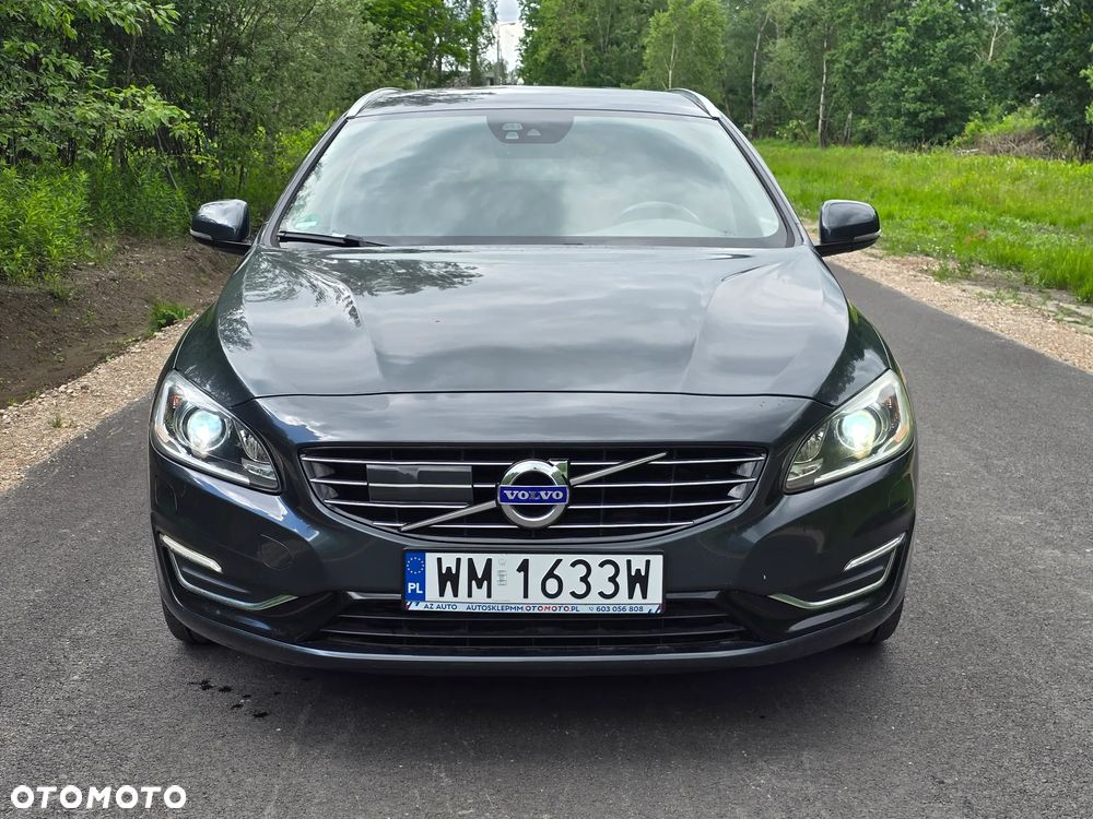 Volvo V60 D6 AWD Plug-in Hybrid Summum - 9