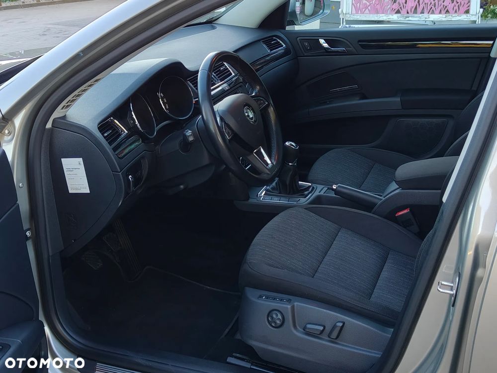 Skoda Superb 1.8 TSI Elegance - 26