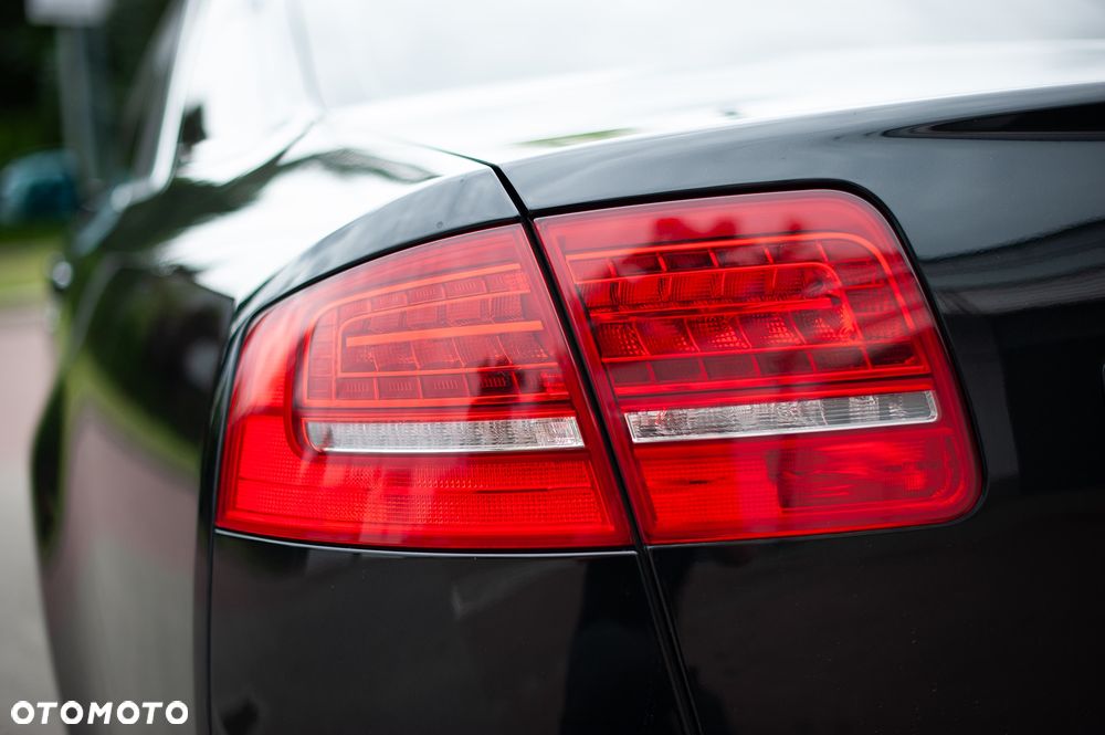 Audi A8 3.0 TDI DPF quattro - 10