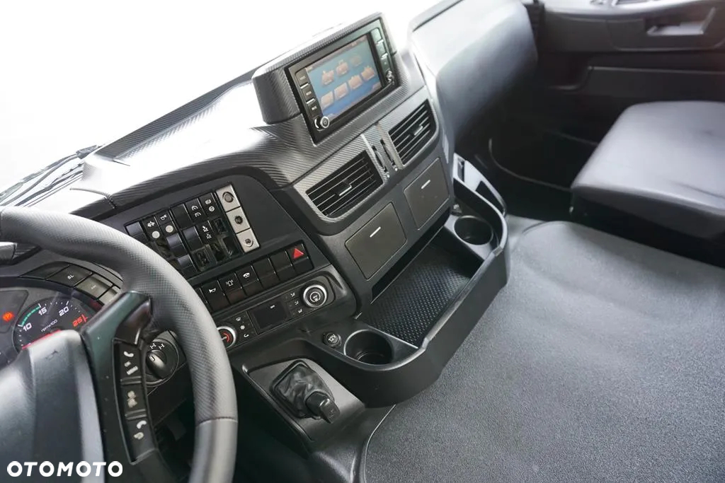 Iveco / TRAKKER / 480 / E 6 / WYWROTKA / 8 X 4 / HYDROBURTA / RETARDER - 9