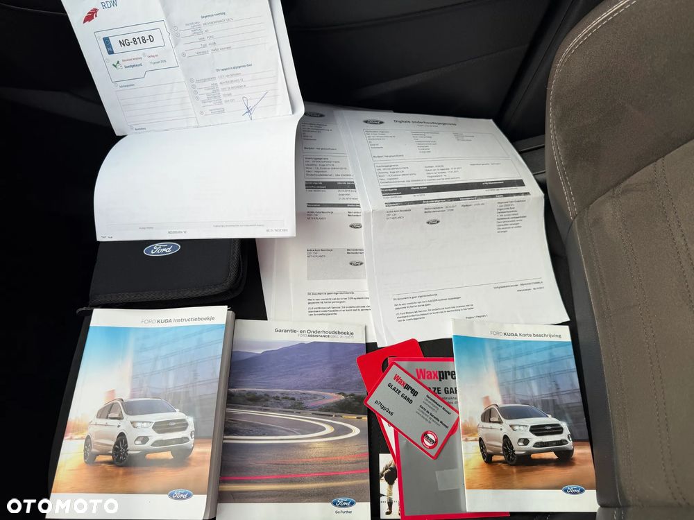 Ford Kuga 1.5 EcoBoost 2x4 Titanium - 39