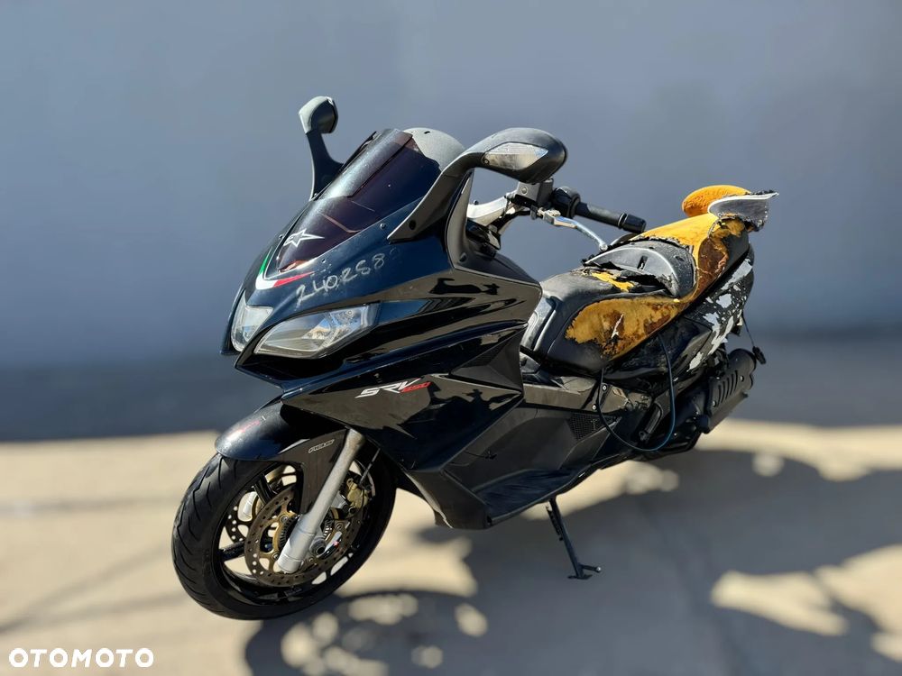 Aprilia SRV 850 - 33