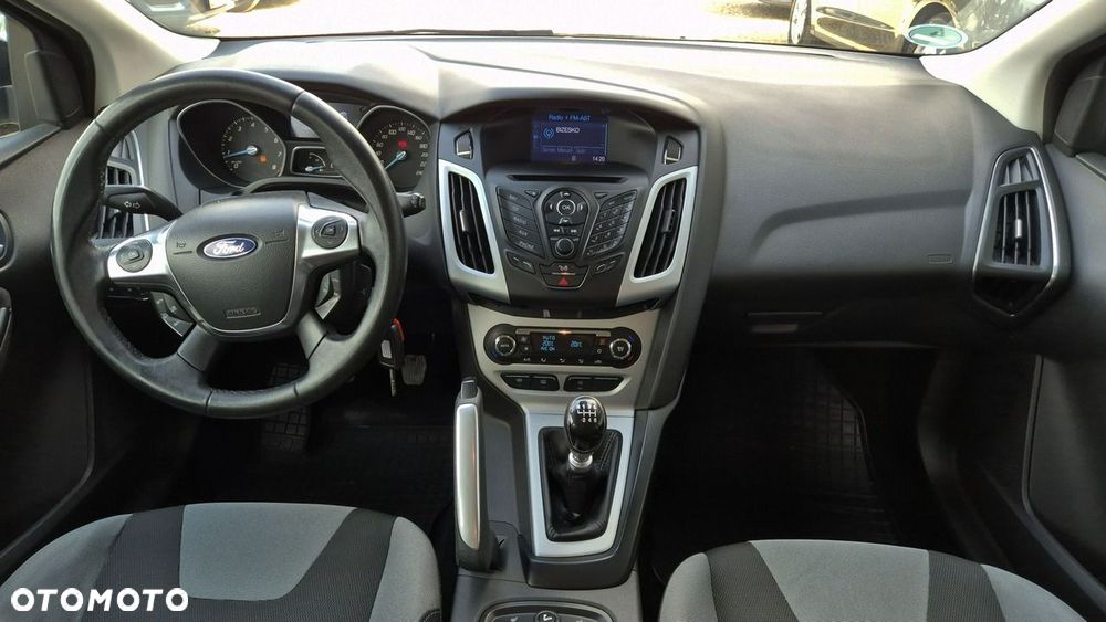 Ford Focus 1.6 EcoBoost Titanium - 22