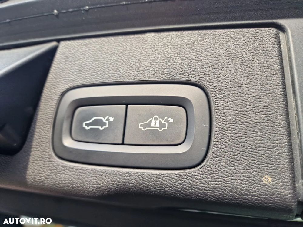 Volvo XC 60 Recharge T8 Twin Engine eAWD Inscription - 31