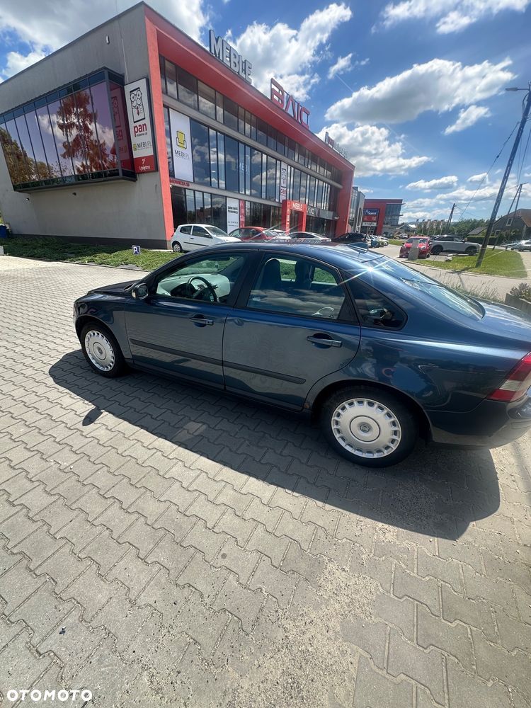 Volvo S40 2.0D - 4