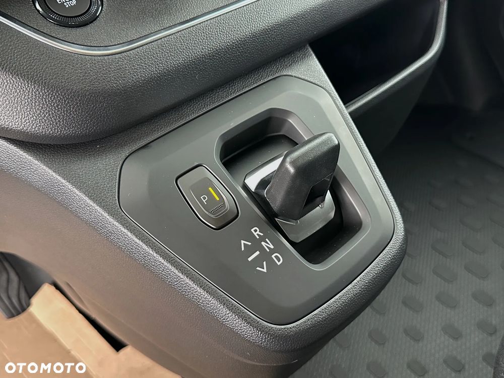 Renault Trafic - 23