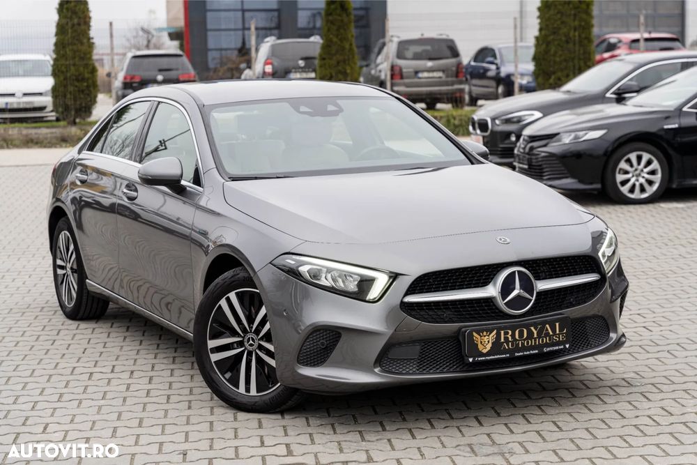 Mercedes-Benz A 250 e 8G-DCT Style - 2