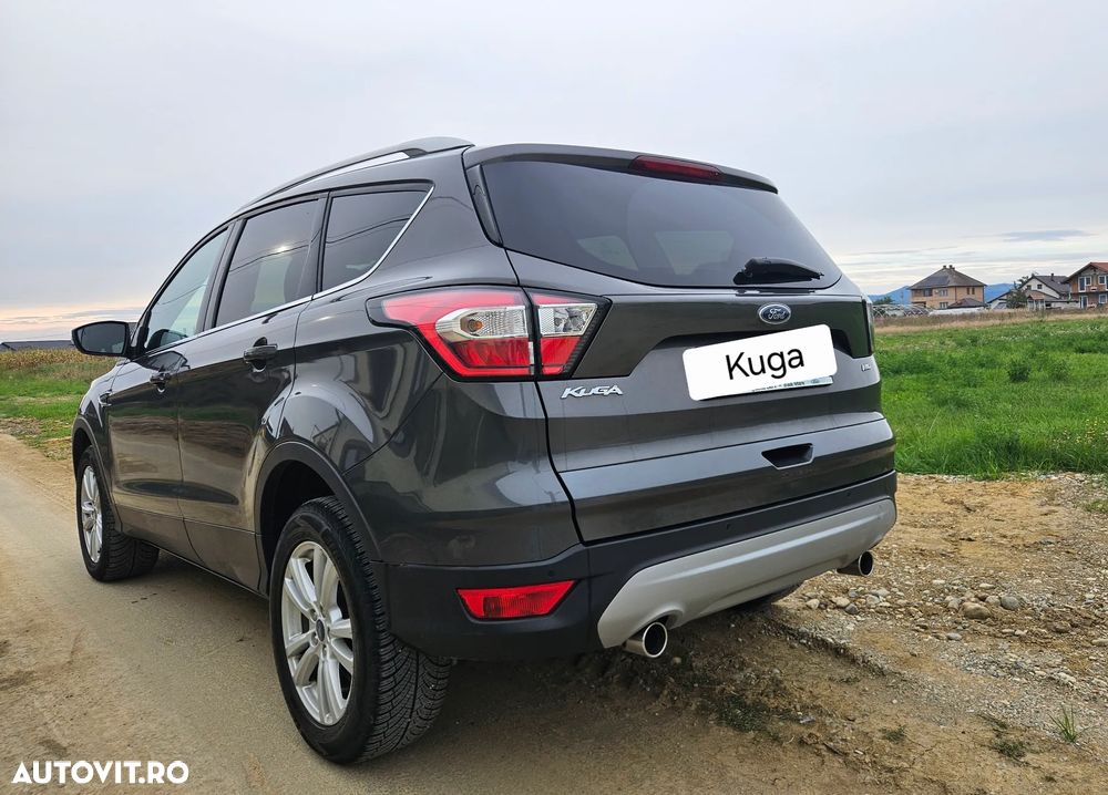 Ford Kuga 2.0 TDCi 4WD Titanium - 4