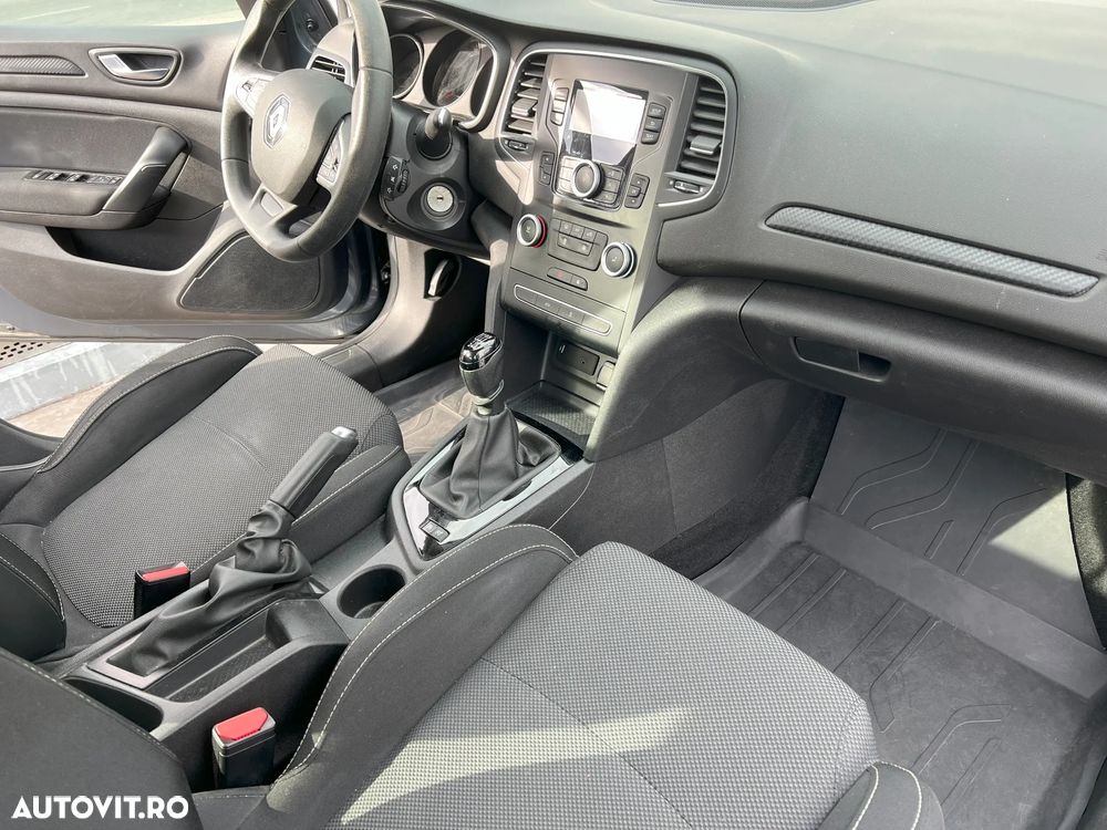 Renault Megane Energy TCe Business - 2