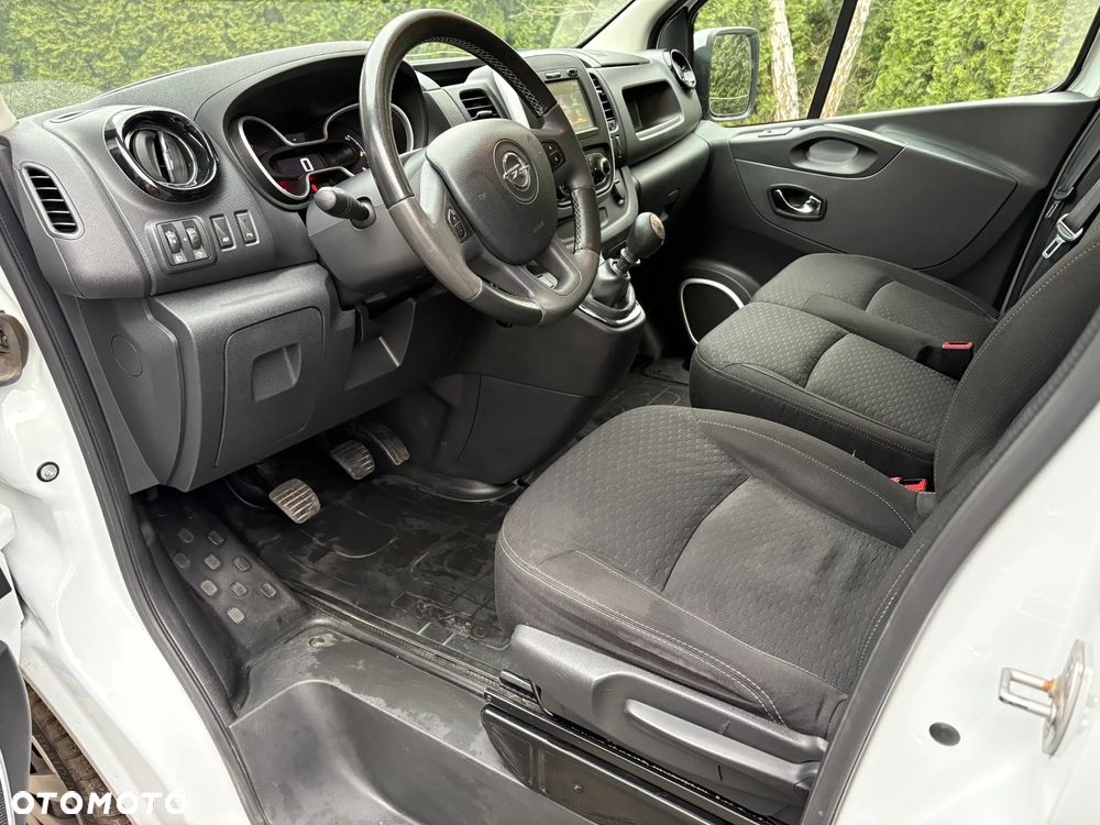 Opel Vivaro - 7