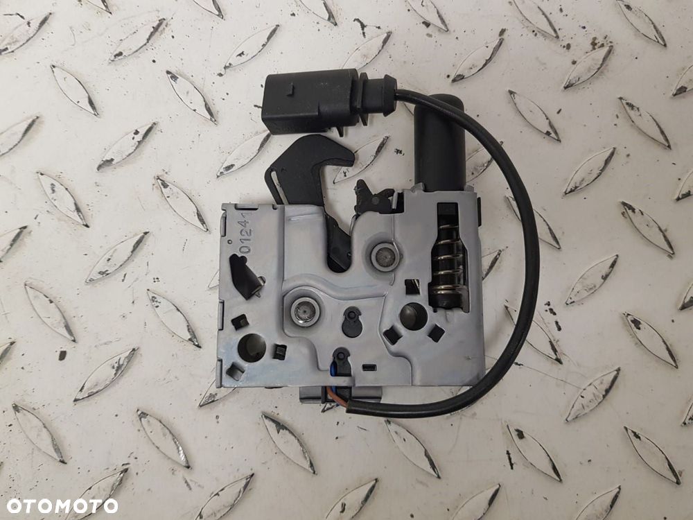 FABRYCZNIE NOWY ORYGINALANY ZAMEK RYGIEL MASKI POKRYWY SILNIKA AUDI A6 C8 A7 II 2  4k0823509a 17-25 - 2