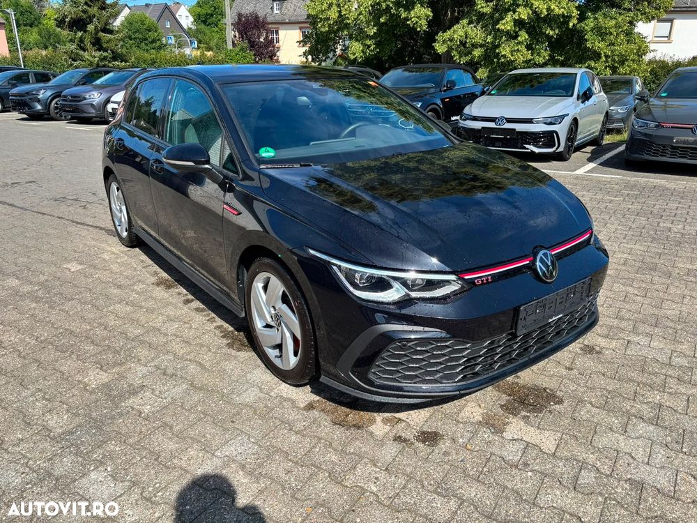 VOLKSWAGEN Golf 2024 — imagine 4