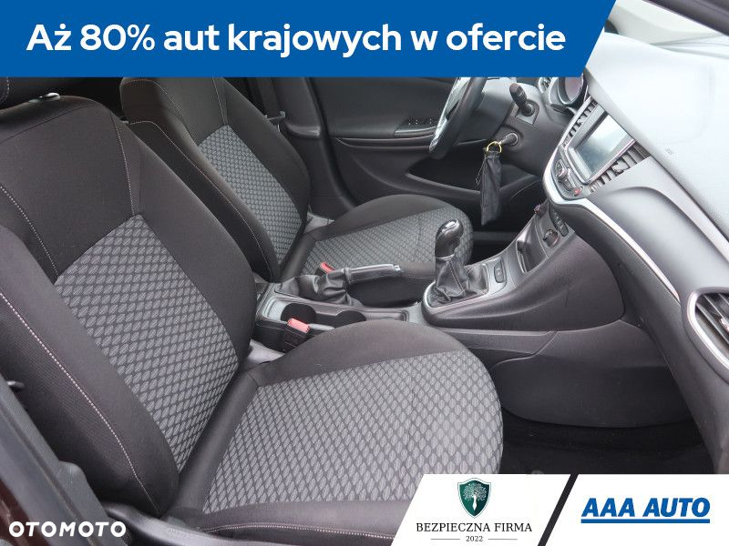 Opel Astra - 10