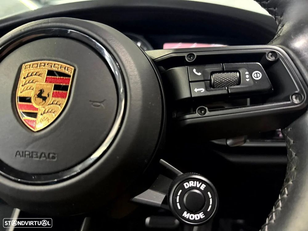 Porsche 911 (992) Carrera S PDK - 23