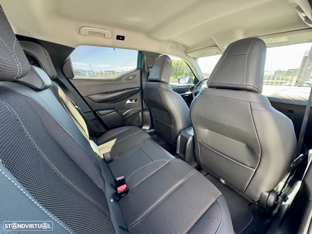 DS DS3 Crossback PureTech 100 MONTMARTRE - 28