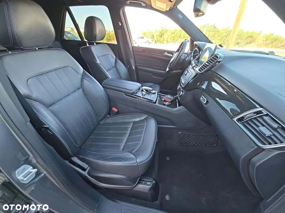 Mercedes-Benz GLE - 8
