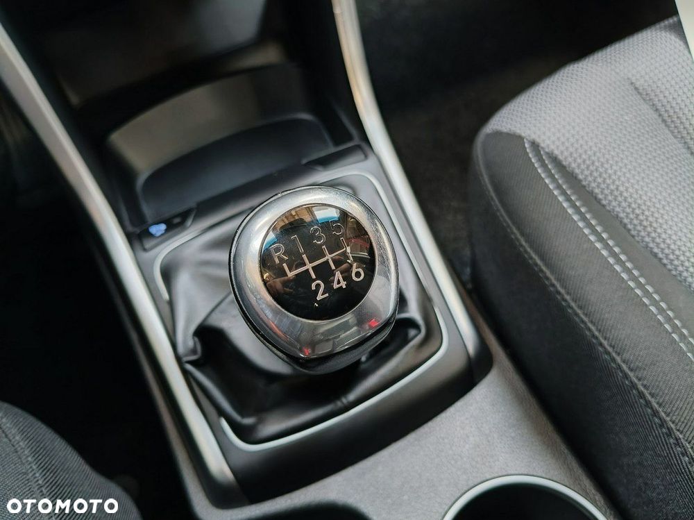 Hyundai i30 blue Kombi 1.4 Passion - 21