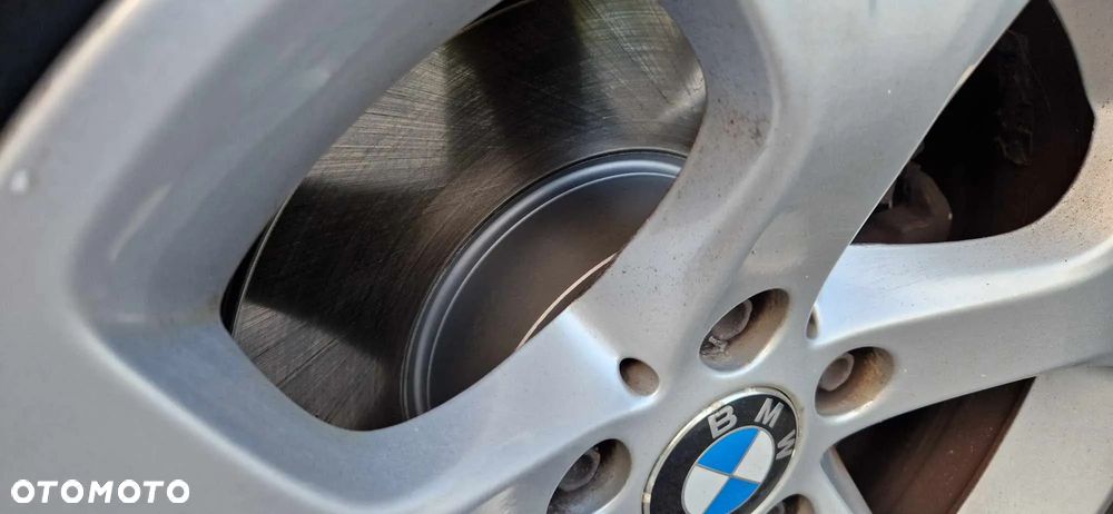 BMW X1 xDrive18d xLine - 26