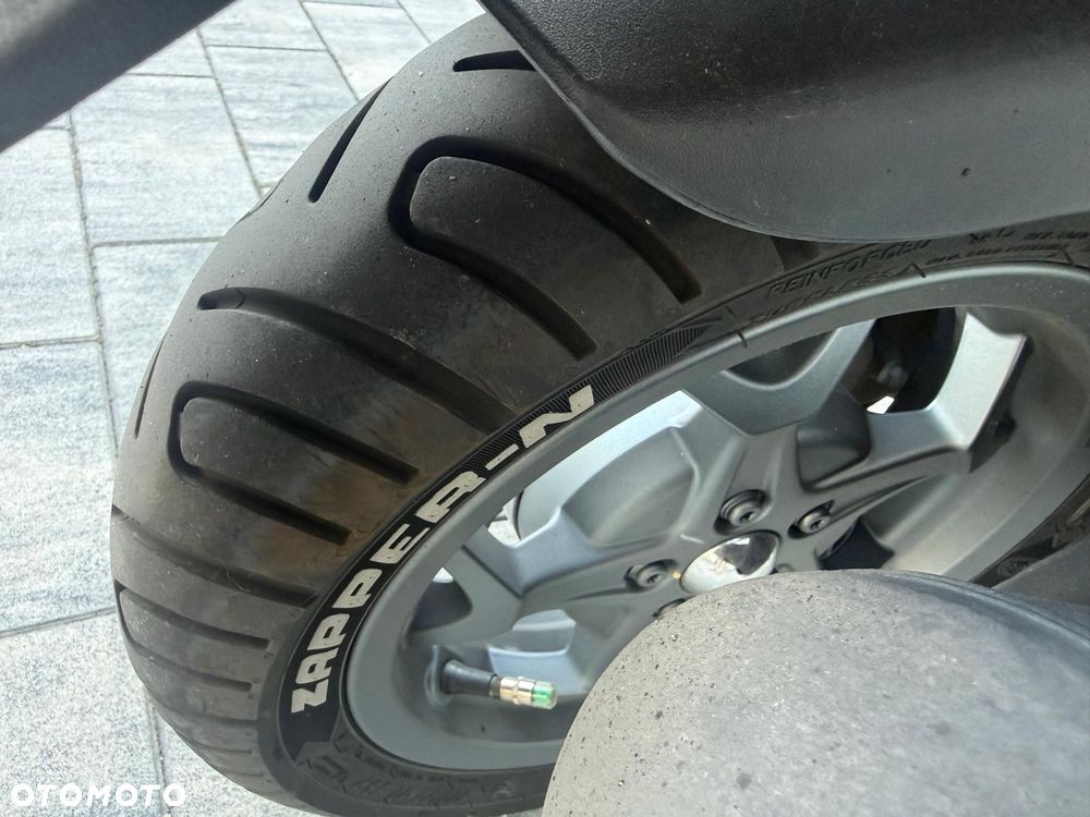 Aprilia SR - 12