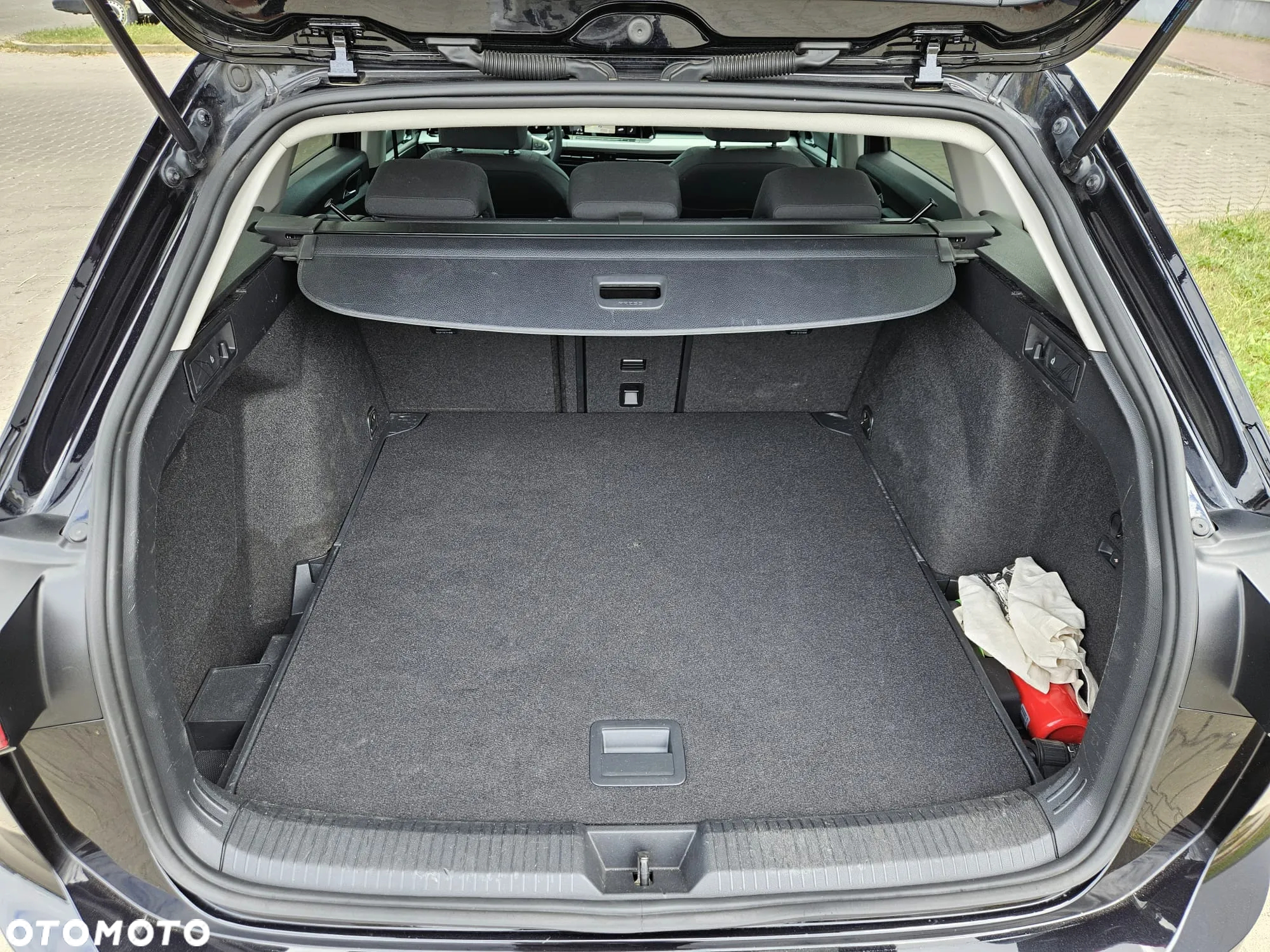 Volkswagen Golf VIII 2.0 TDI Style - 29