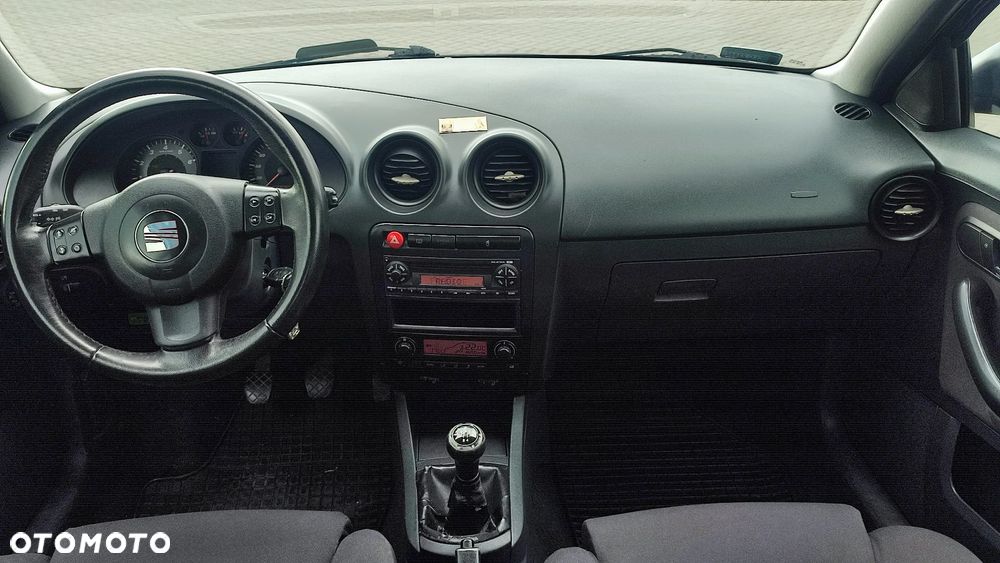 Seat Ibiza 1.4 16V 100 Sport - 17