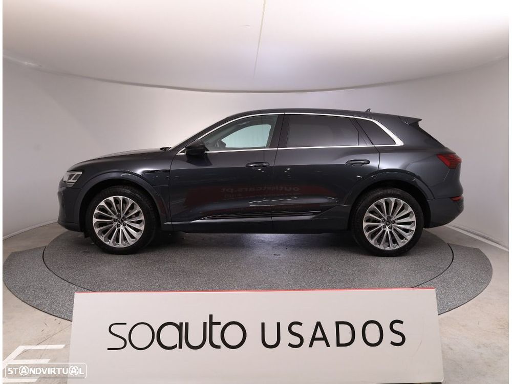 Audi Q8 e-Tron 55 quattro Advanced - 6