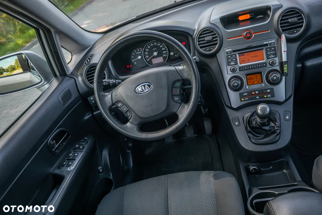Kia Carens 1.6 CRDi Spirit - 29