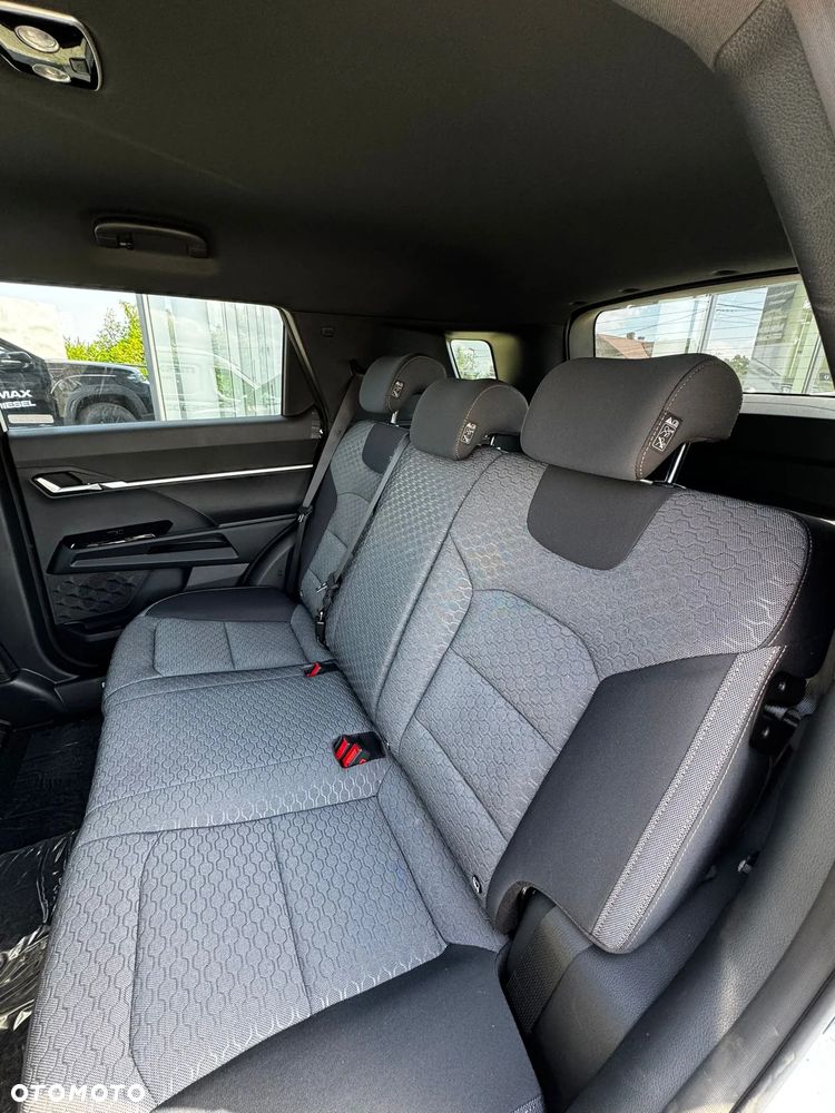 SsangYong/KGM Torres 1.5 T-GDI HEV e-DHT Joy - 12
