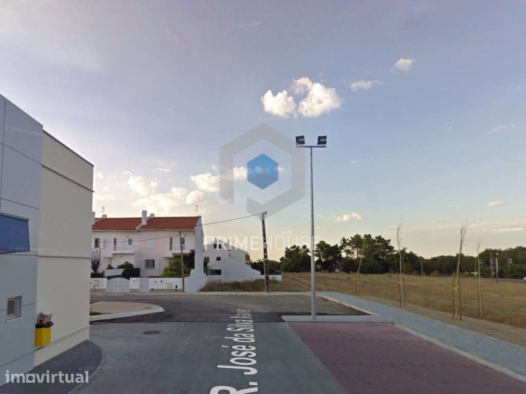 Lote para moradia T4 com Garagem e Piscina, em Azeitão - Projeto Ap... - Grande imagem: 2/3