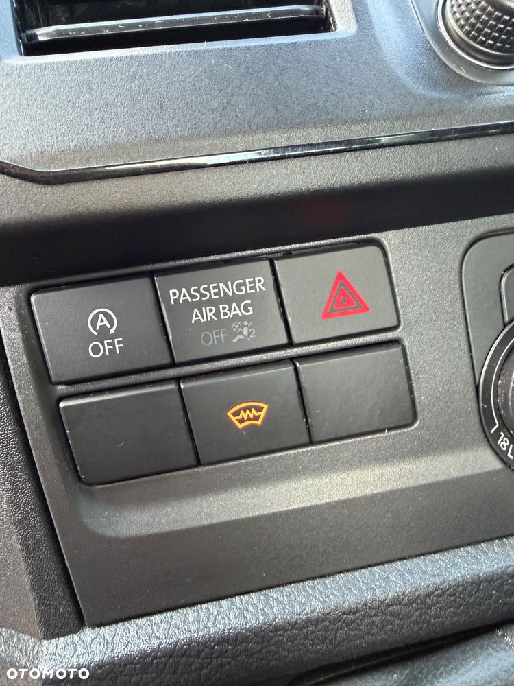 Volkswagen Transporter - 26
