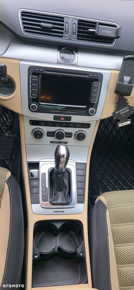 Volkswagen CC 3.6 V6 4Motion DSG - 14