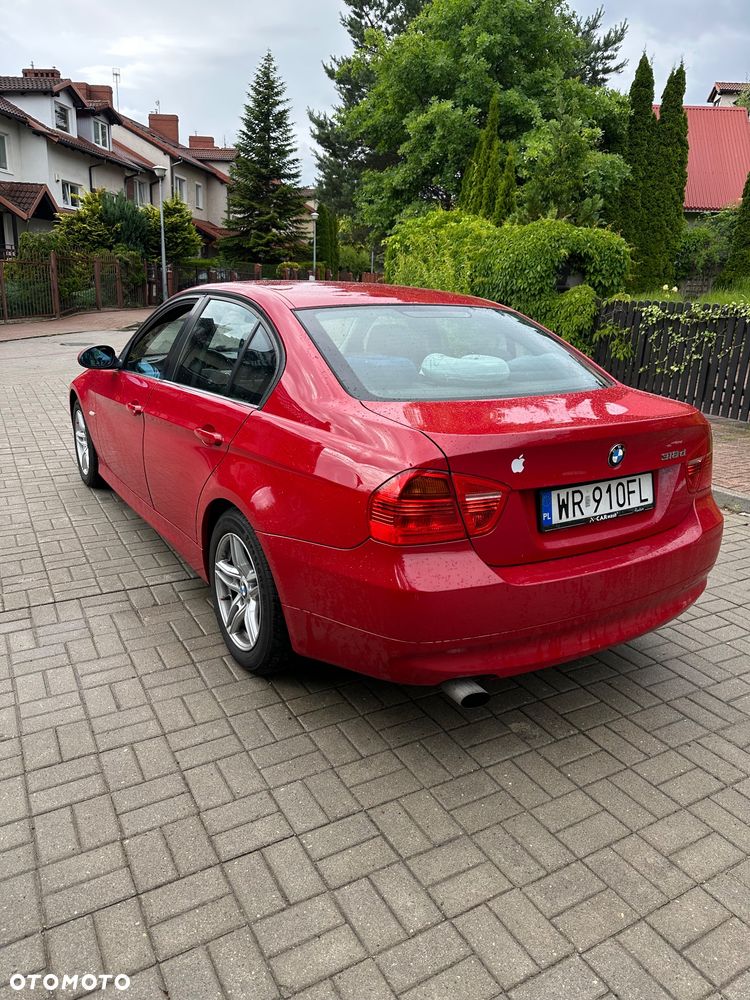 BMW Seria 3 318d - 4