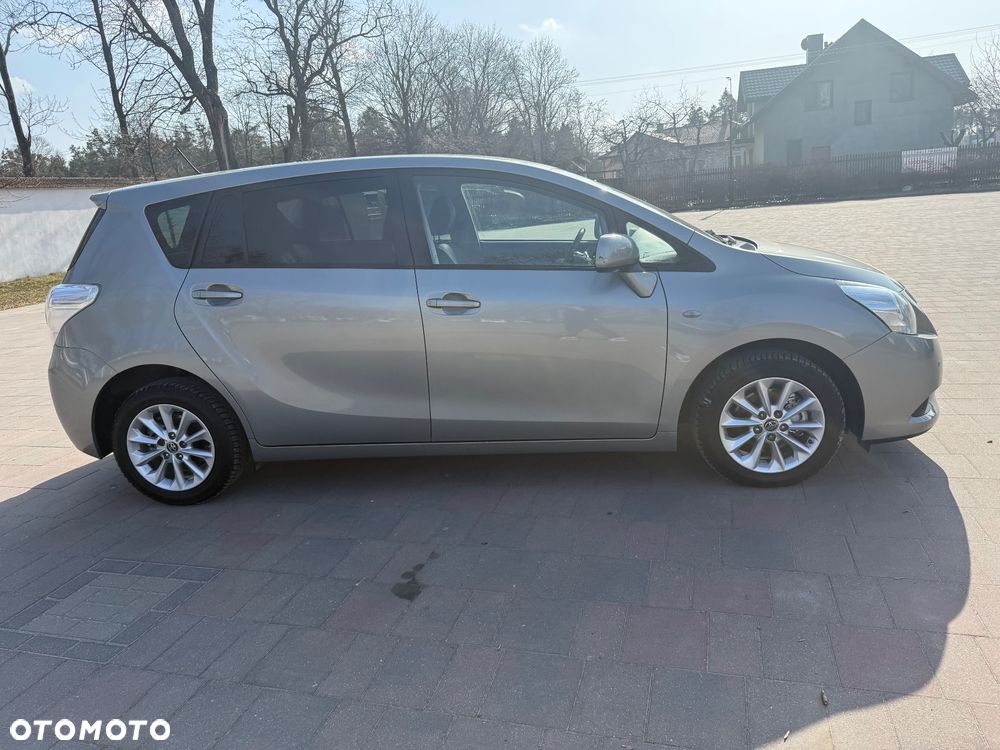 Toyota Verso 2.0 D-4D Travel - 20