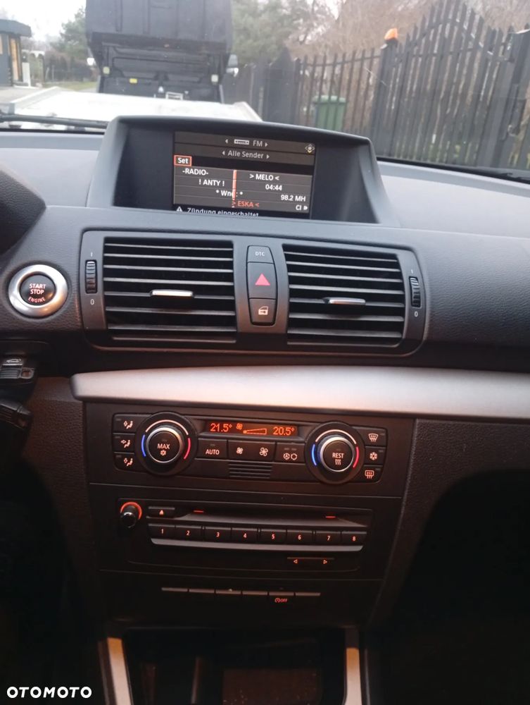 BMW Seria 1 116d DPF Edition Sport - 32