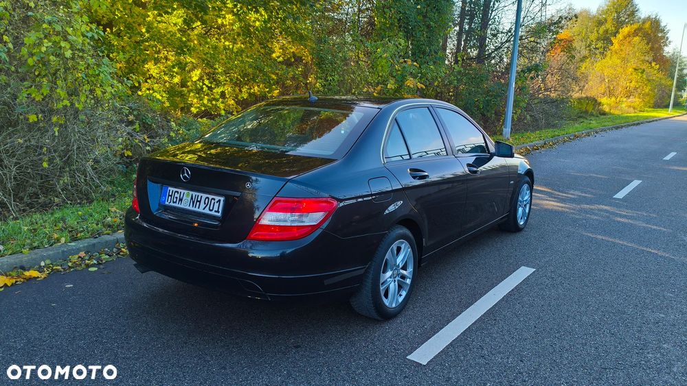 Mercedes-Benz C-Class 2010 photo 5