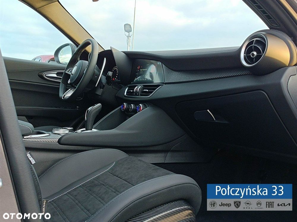 Alfa Romeo Giulia - 7