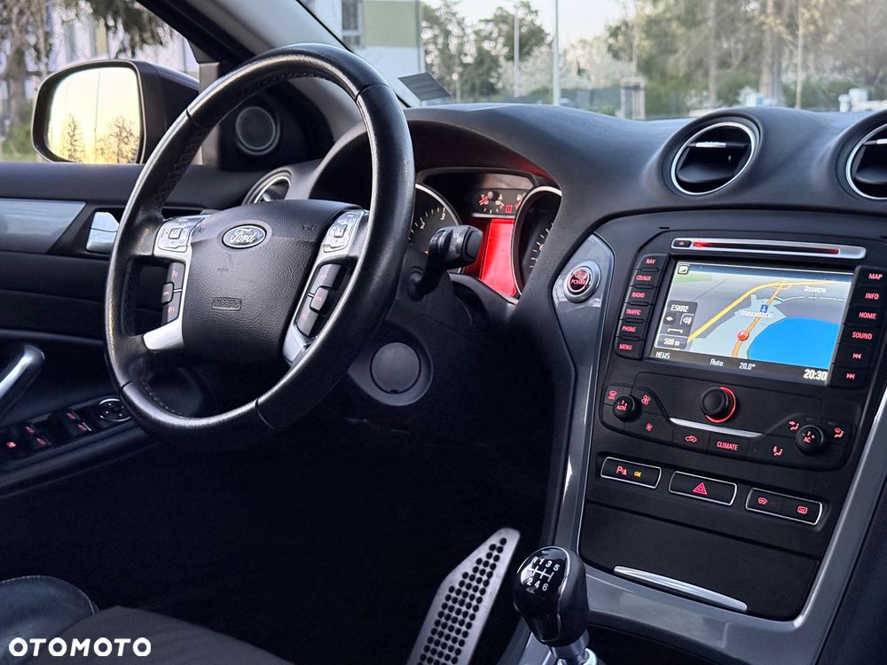 Ford Mondeo 2.0 TDCi Viva Titanium - 15